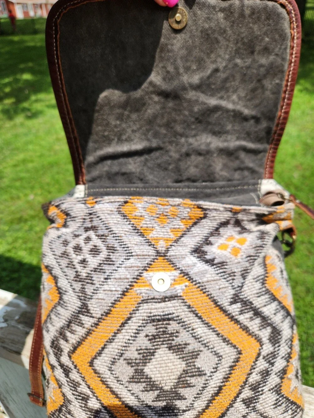 Myra Western Calves Hair Aztec Design Crossbody Shoulders Euc